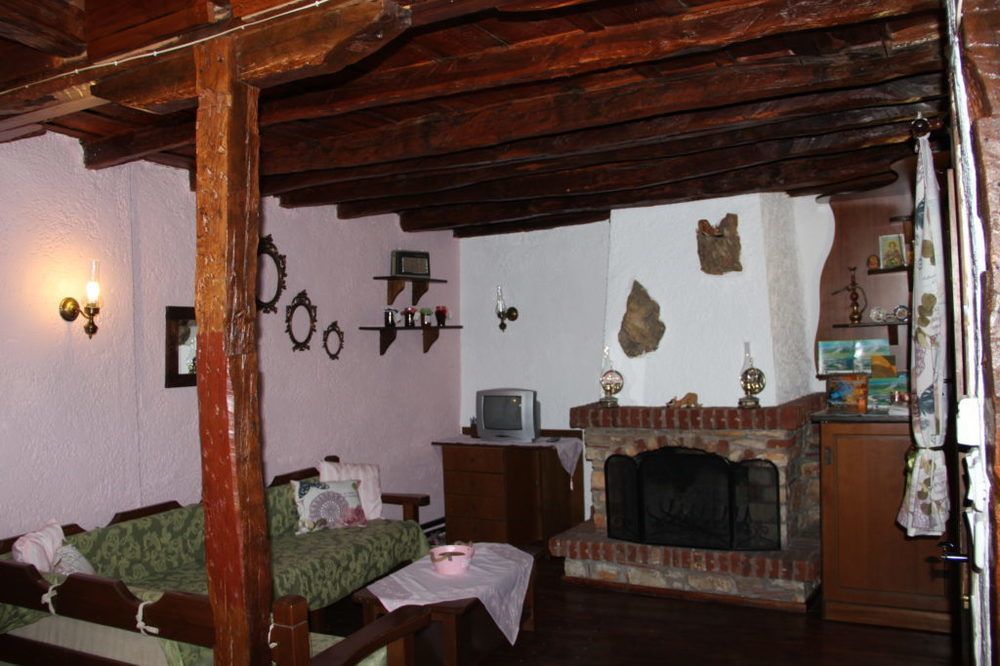 Guesthouse Xenios Zeus Stavroupoli Exterior foto