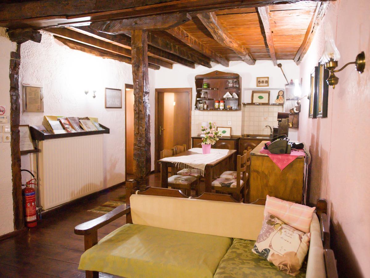 Guesthouse Xenios Zeus Stavroupoli Exterior foto